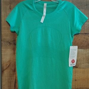 Lululemon swiftly tech crew